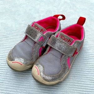 Plae Ty Velcro Shoes - Girl 7